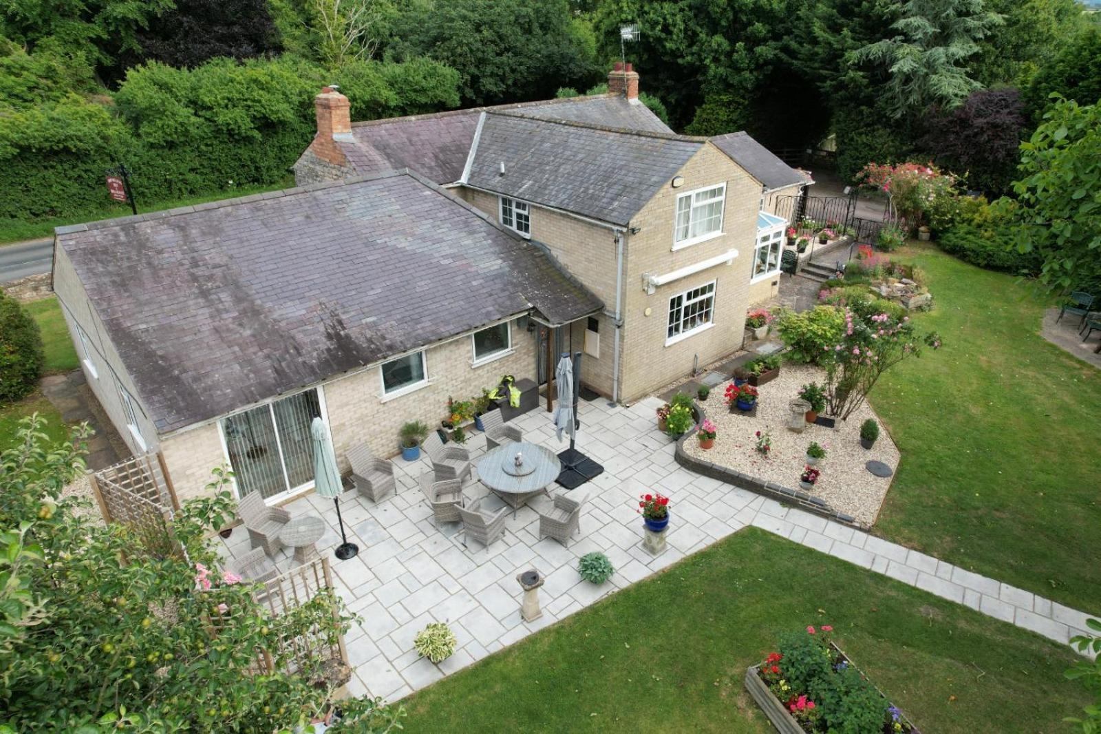 Brookleys Guest House Bidford Exterior photo