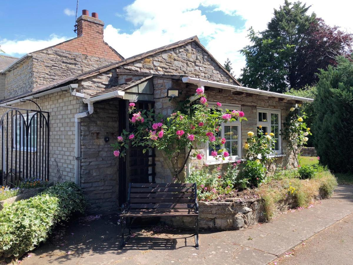 Brookleys Guest House Bidford Exterior photo
